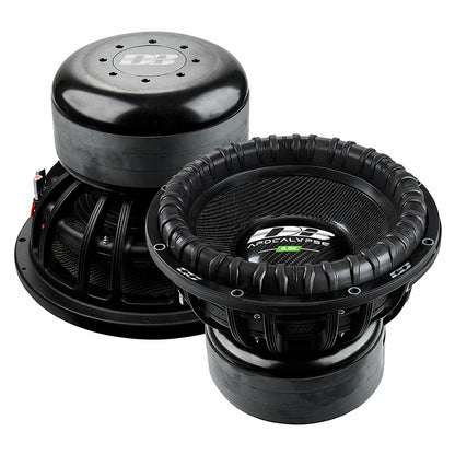 Due grandi subwoofer Deaf Bonce Apocalypse DВ-5.5K da 15 con coni testurizzati, bordi rinforzati e potenza RMS di 5500W, mostrati davanti e dietro.