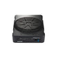 El Kicker Hideaway HS10 es un subwoofer negro de 10 pulgadas con rejilla protectora, panel de control y puertos de entrada frontales, aislados sobre un fondo blanco.