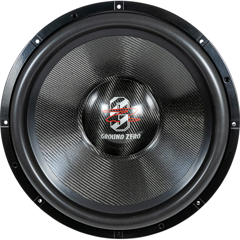 Primer plano de un subwoofer Ground Zero Plutonium GZPW 18C negro con cono de fibra de carbono, logotipo plateado, borde metálico y 6000 vatios de potencia RMS.