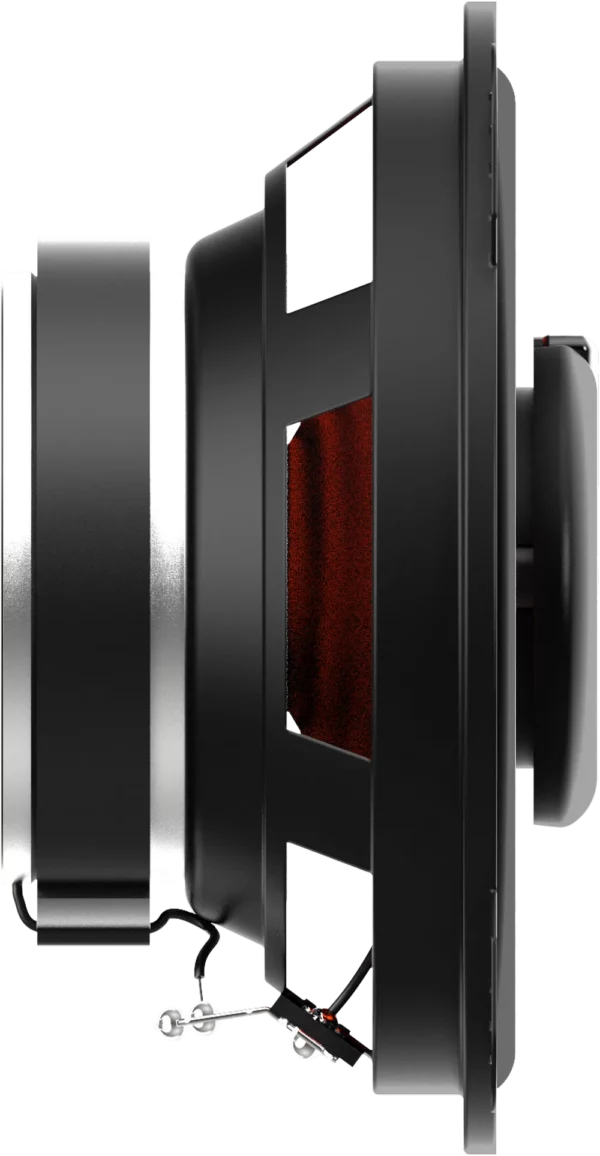 Seitenansicht des JBL STAGE1 42F-Lautsprechers mit sichtbarer Verkabelung und roten Details, die die beeindruckende Klangqualität vor weißem Hintergrund hervorheben.