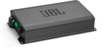 Rechteckiger schwarzer JBL STAGE GT 50011-Verstärker mit gerippten Seiten, Anschlüssen an einem Ende und dem JBL-Logo auf der Oberseite, schräg auf weißem Hintergrund.