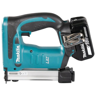 Makita-DST221-Akku-Tacker-Masori.de