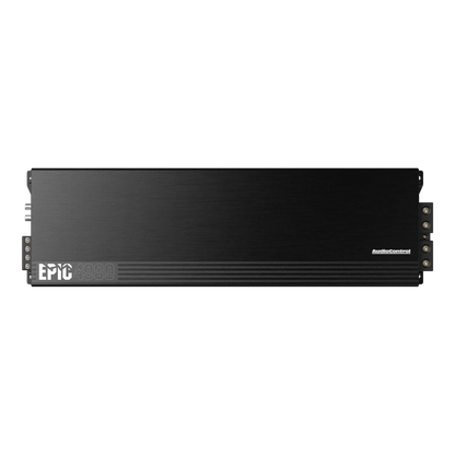 Amplificatore audio per auto Audiocontrol EPIC4000 di classe D, di forma rettangolare e di colore nero, con i loghi del marchio sul pannello anteriore, visto dallalto su sfondo bianco.