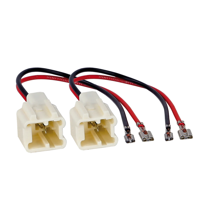 Auf weißem Hintergrund sind zwei Audison CN WIRE ADAPT. 13-Stecker für DACIA/MERC./REN./NISS. mit roten und schwarzen Kabeln sowie Metallklemmen abgebildet.