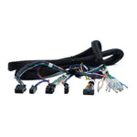 Cablaggio Audison Prima AP EXT 260 a 6 canali con fili colorati e connettori Molex per installazione Plug  Play, raffigurato su sfondo bianco.
