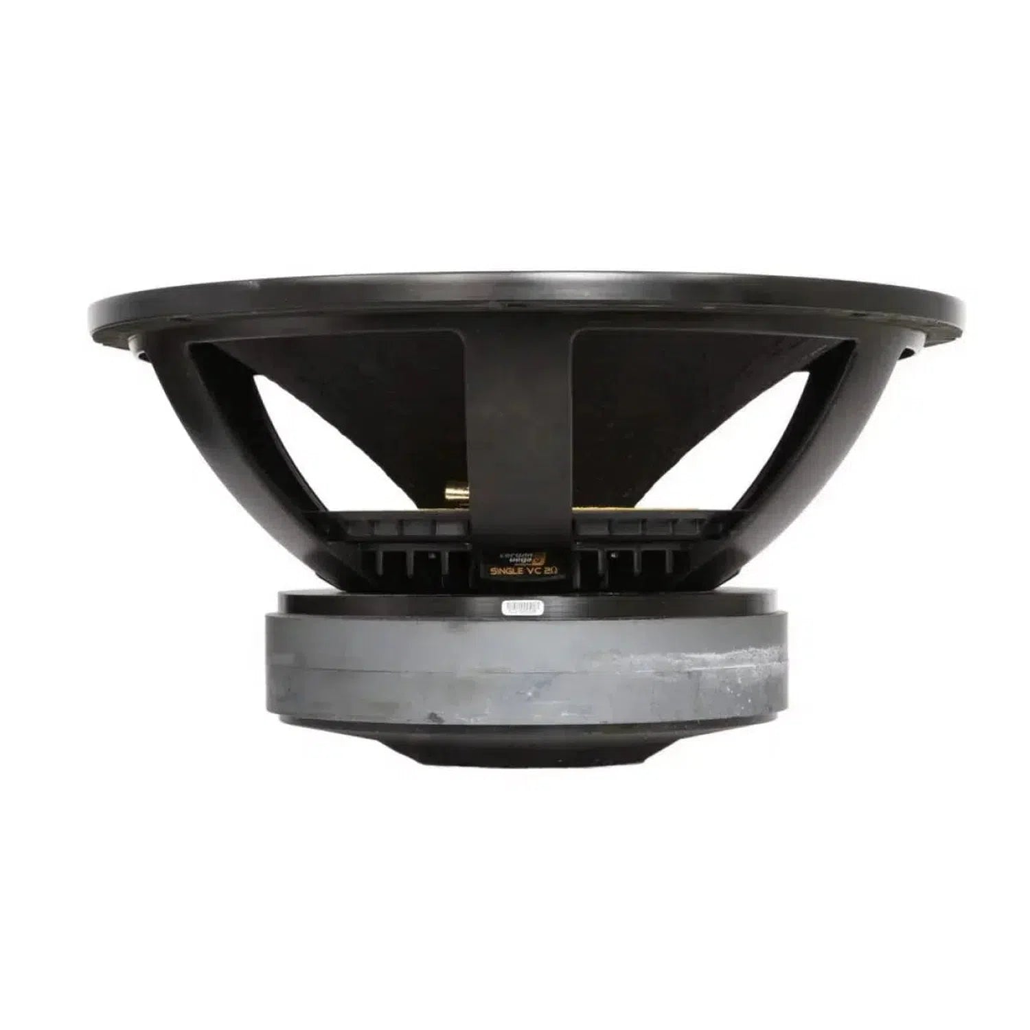 Zijaanzicht van een Cerwin Vega Stroker Pro Classic SPCL182 18-inch subwoofer met zichtbare korf en magneet, afgebeeld tegen een witte achtergrond.