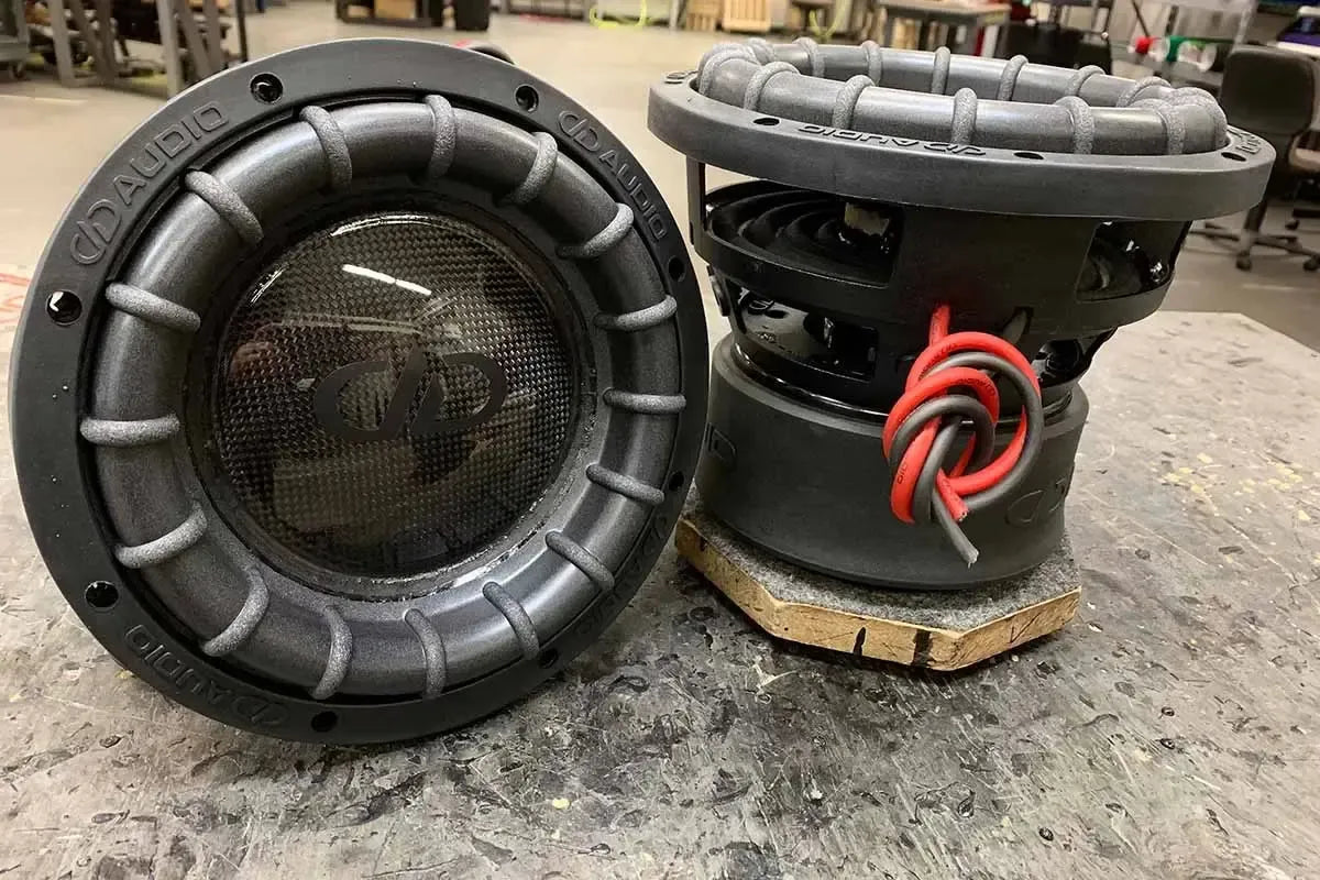 dd-custom-colors-made-in-usa-subwoofers-102-2a74e74a_1