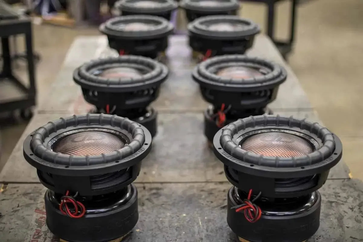 dd-custom-colors-made-in-usa-subwoofers-114-b1fd1cc5_1