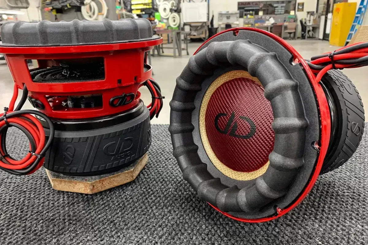 dd-custom-colors-made-in-usa-subwoofers-2508g-127-5e6ada0d_1