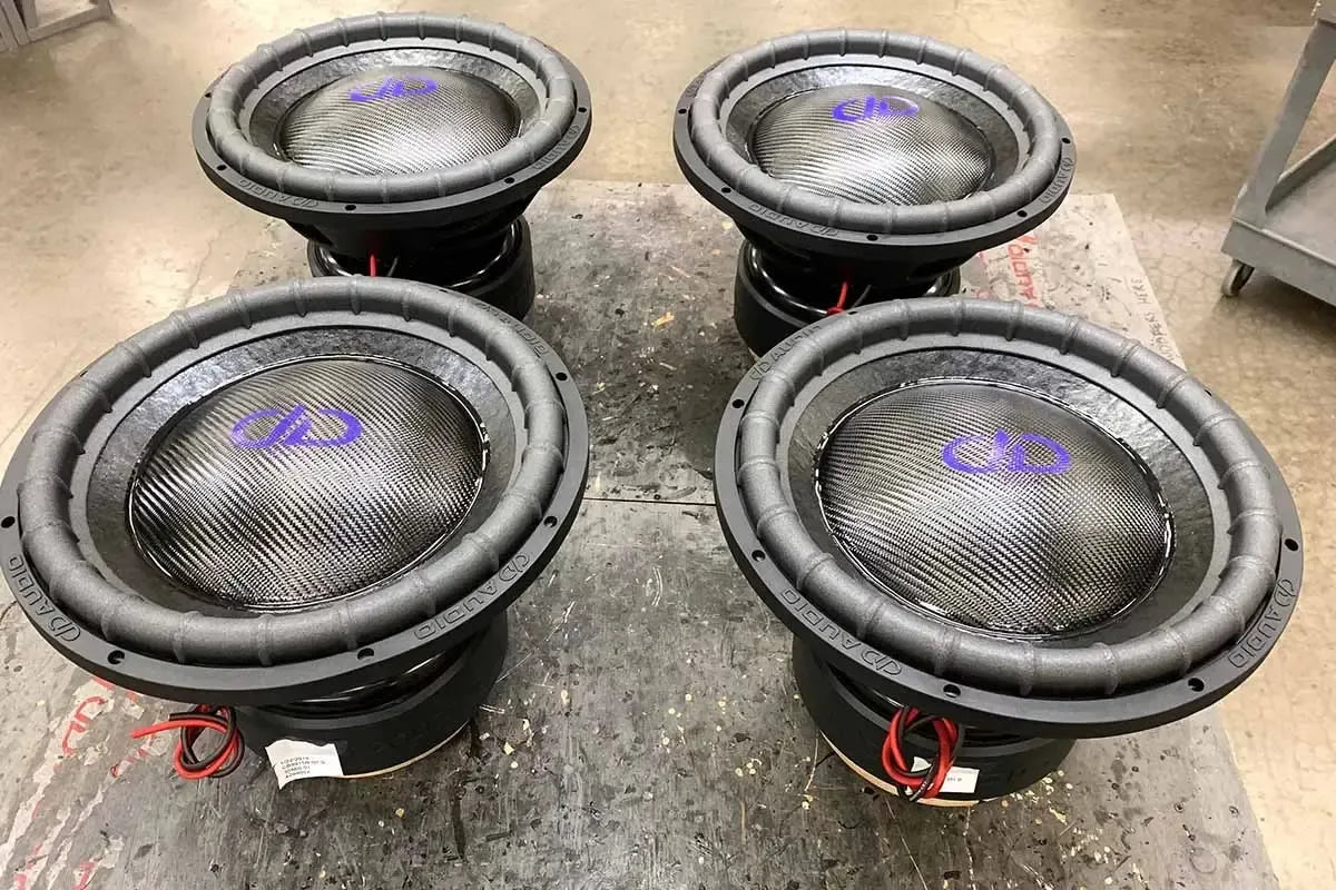 dd-custom-colors-made-in-usa-subwoofers-43-db8ad0ff_1
