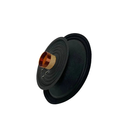 Cono dellaltoparlante nero con bobina mobile color rame del Deaf Bonce AP-M67 AC RC, isolato in bianco, perfetto per i progetti Lautsprecher Reparatursatz o recone.