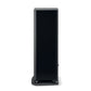Alto diffusore Hi-Fi Focal ARIA EVO X N°2, di forma rettangolare e di colore nero, con pannello frontale liscio e piedini argentati, visto di lato su sfondo bianco.