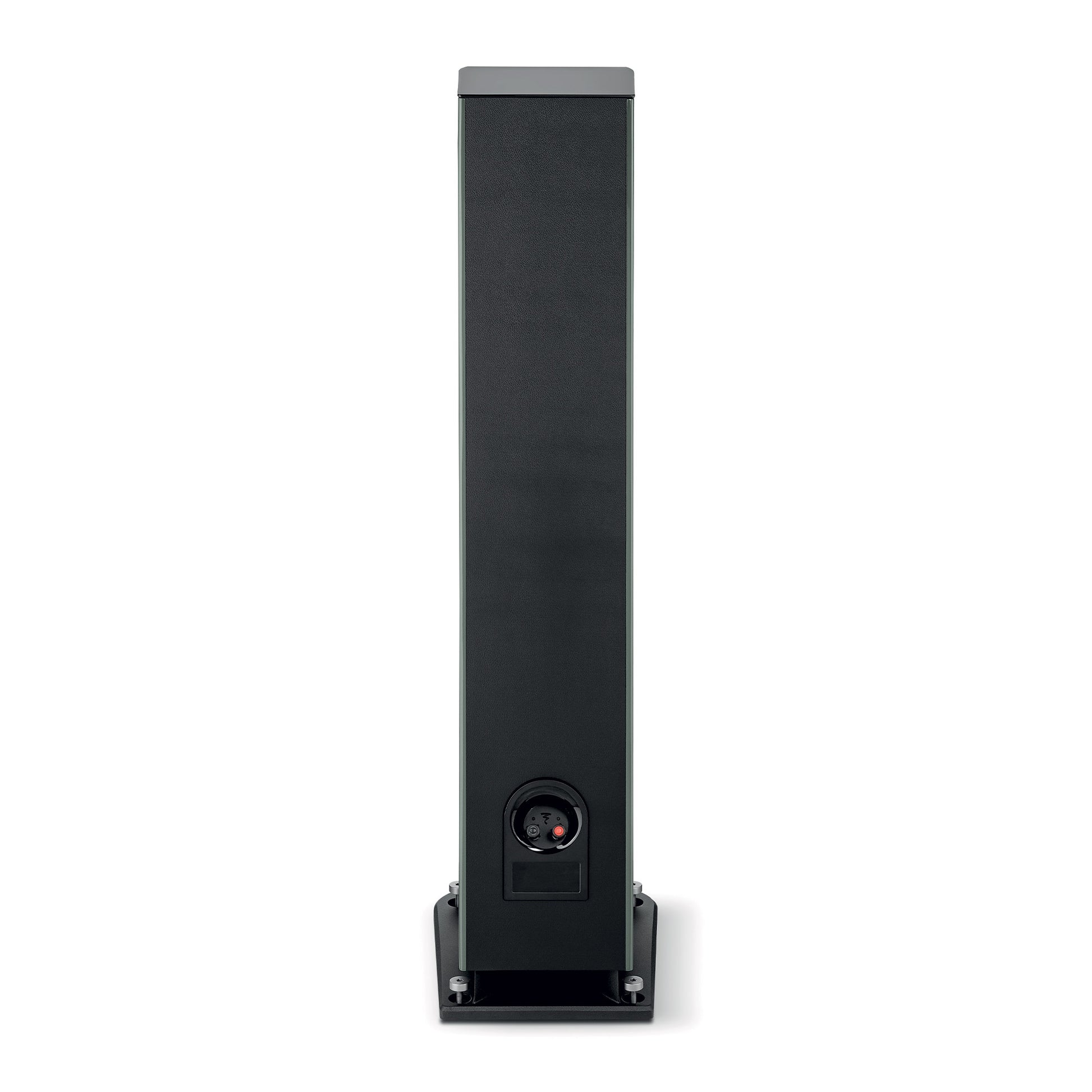 Un altavoz de torre Focal ARIA EVO X N°3 negro y alto, mostrado desde atrás, con un puerto de entrada redondo y una etiqueta cerca de la base: ideal para oyentes de alta fidelidad.