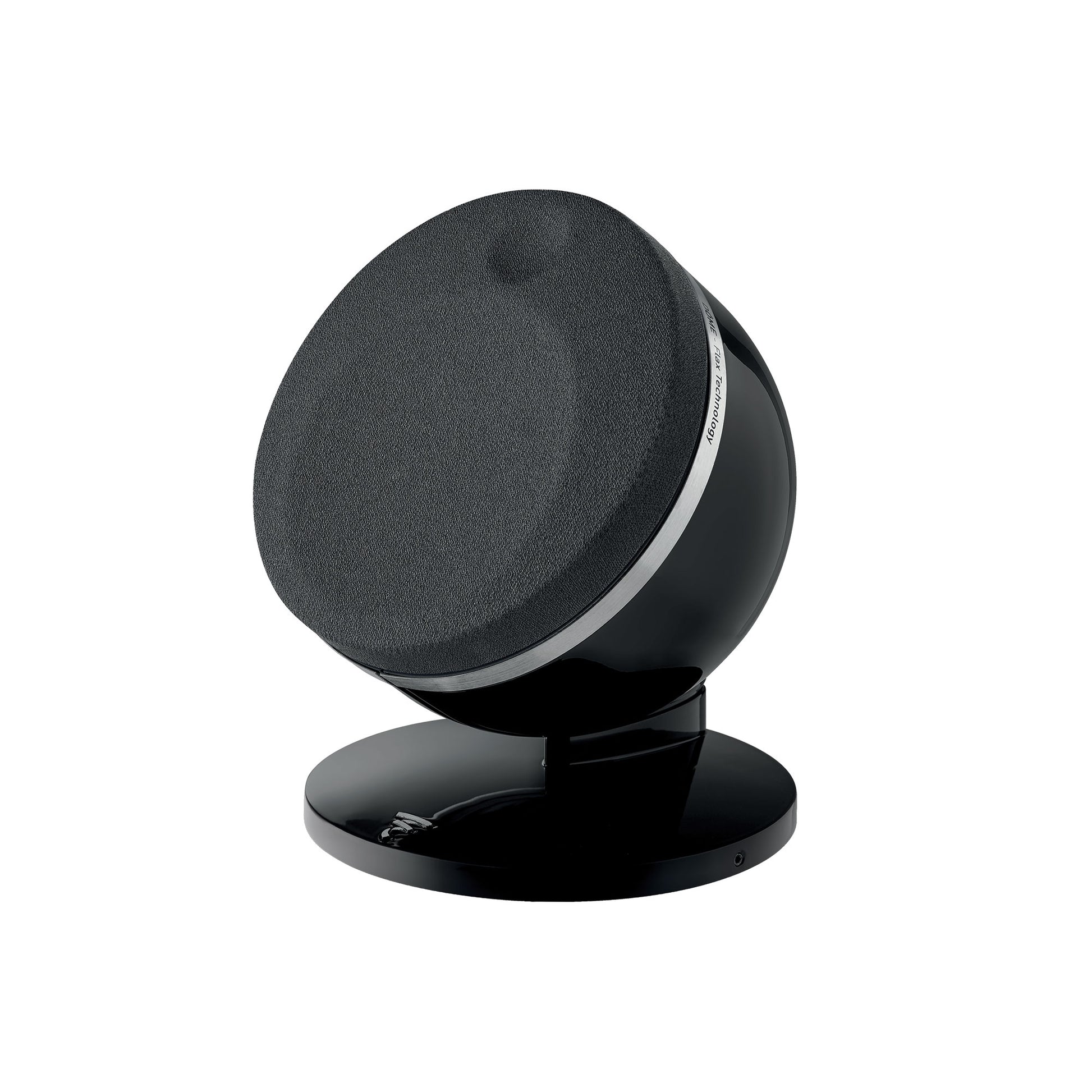 Le Focal Dôme Flax Sat 10 est un haut-parleur rond noir avec un cache en tissu, un enjoliveur argenté et une base ronde - idéal pour les configurations home-cinéma et représenté sur un fond blanc.