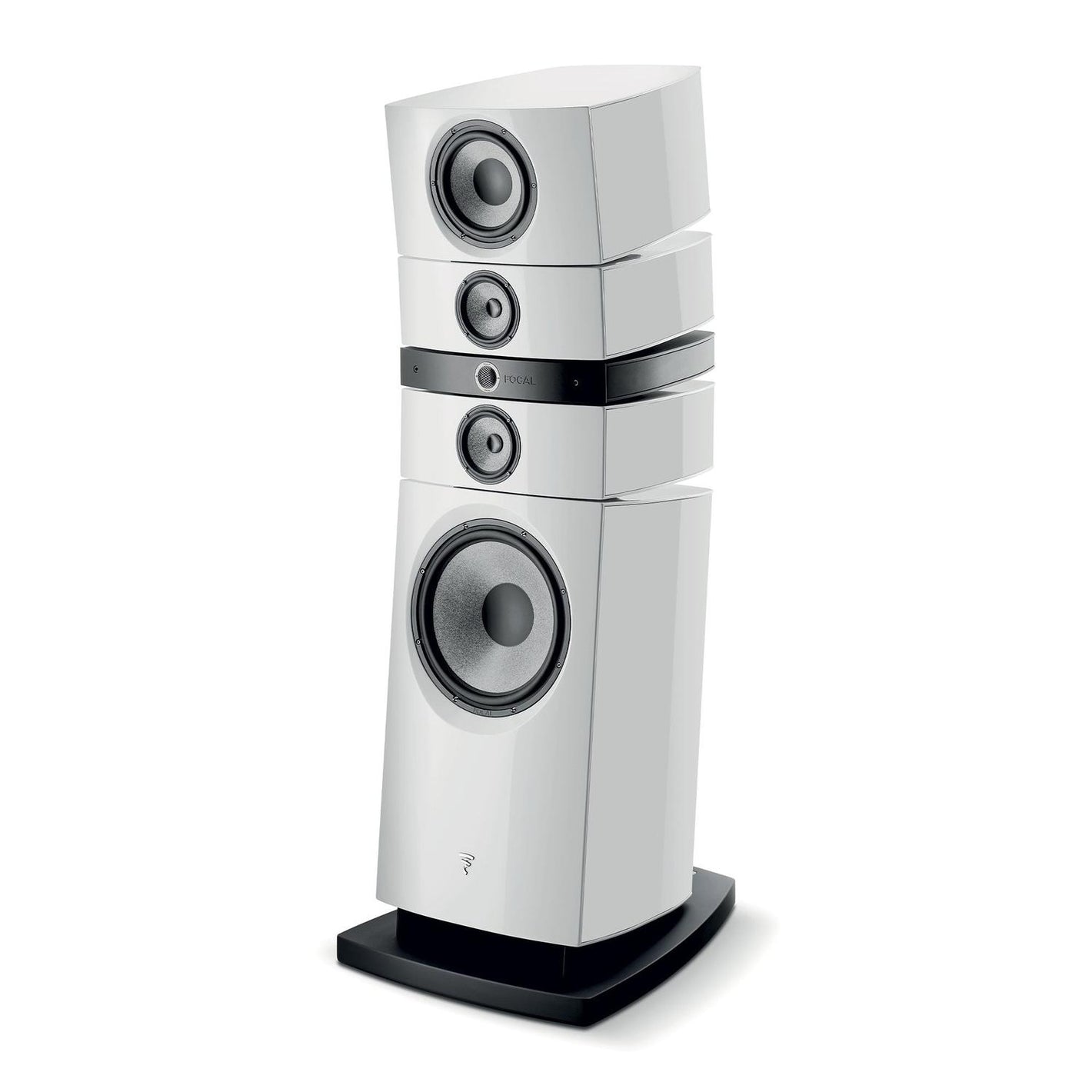 El Focal Grande Utopia EM Evo es un altavoz de suelo blanco de primera calidad con varios transductores, un diseño angular y una base negra, que se muestra sobre un fondo blanco.