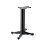 Der Focal Kanta Center Stativ ist ein schwarzer Metalltisch mit einer zentralen rechteckigen Säule und vier breiten, flachen Beinen, perfekt als Lautsprecherständer.