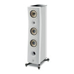 Die Focal Kanta N°2 ist ein hoher, weißer 3-Wege-Standlautsprecher mit drei runden Treibern und einem Frontport, perfekt für High-Fidelity-Audio-Fans.