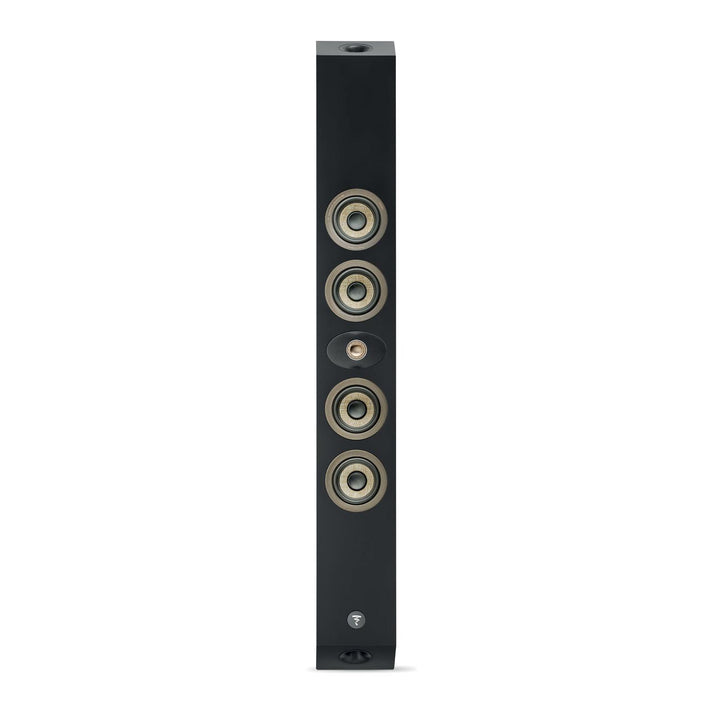 El Focal OnWall 302 es un altavoz de suelo negro, alto y delgado que incorpora cinco transductores circulares alineados verticalmente en su panel frontal.