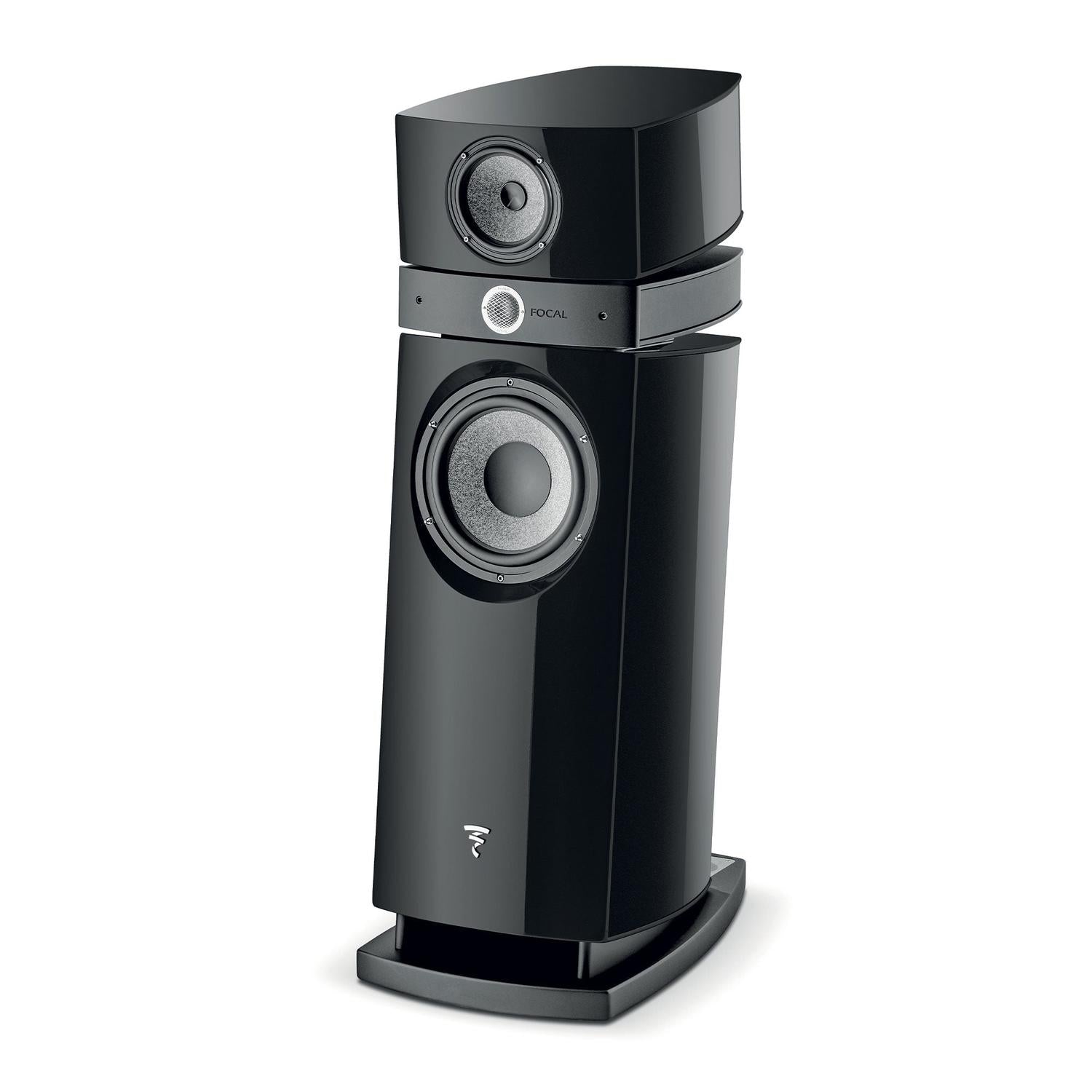 Die Focal Scala Utopia Evo ist ein eleganter schwarzer 3-Wege-Standlautsprecher mit modernem Design, zwei sichtbaren Treibern, einem Beryllium-Hochtöner und dem Focal-Logo in der Nähe der Basis.