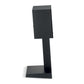 Vista laterale di un supporto metallico rettangolare nero per diffusori Focal Theva N°1 con supporto verticale e base piatta su sfondo bianco.
