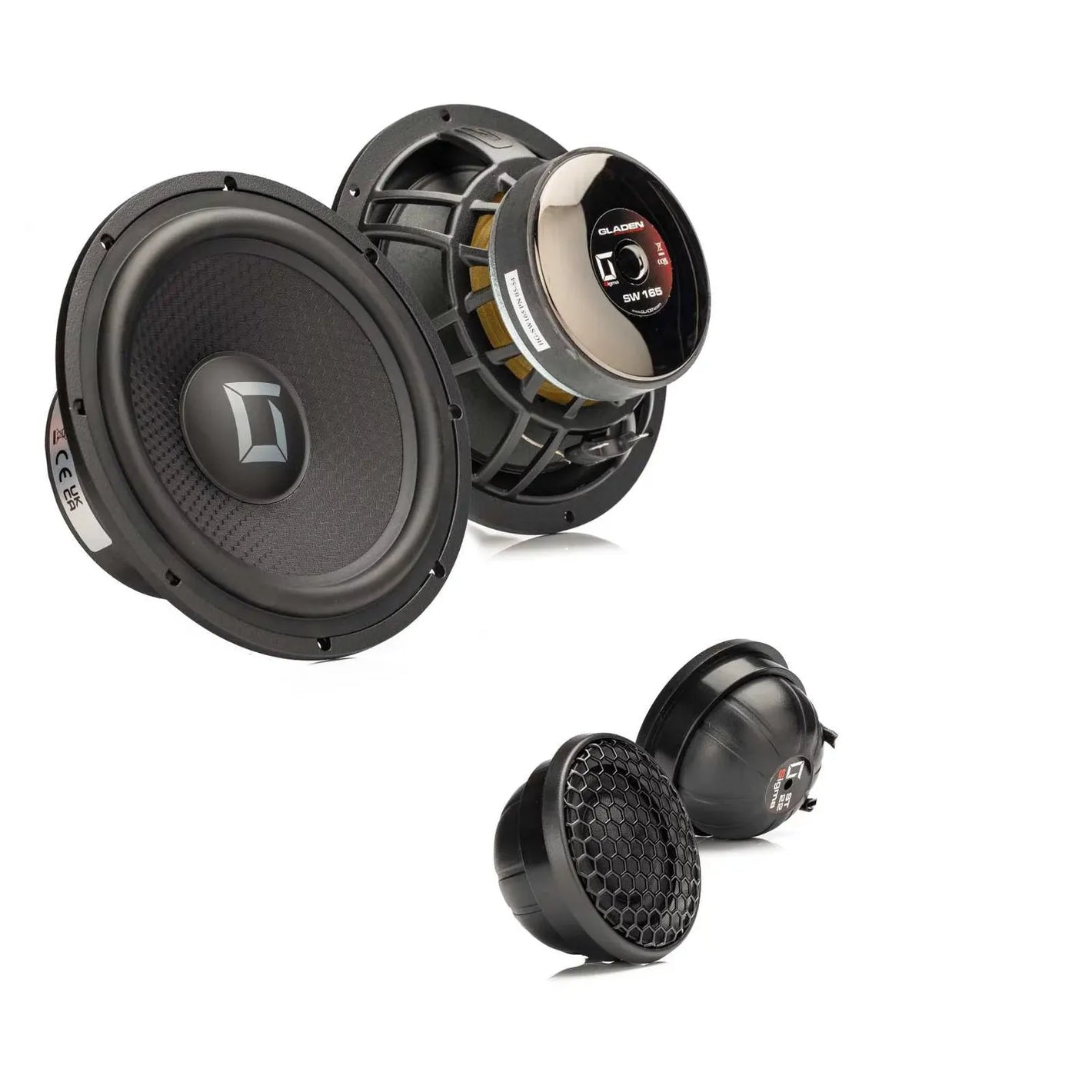 A Gladen SIGMA 165.2 AC car-audio set with two large subwoofers and compact tweeters is shown on a white background.