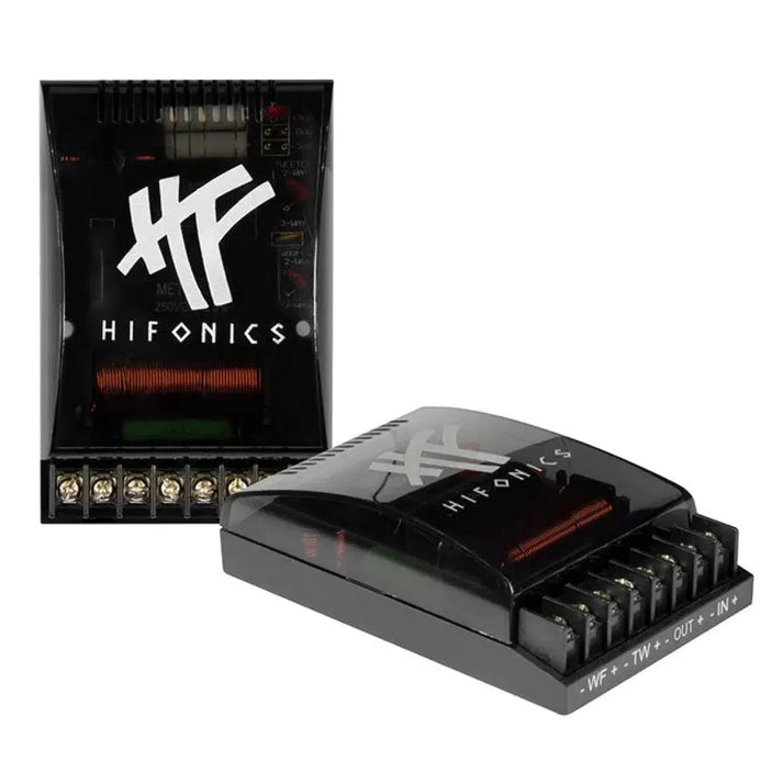 Due componenti audio per auto Hifonics Zeus ZXO2 di colore nero, con la parte superiore trasparente che mostra il cablaggio interno e i terminali di connessione laterali.