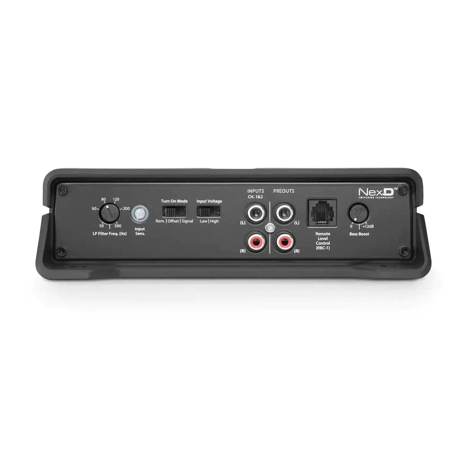 Primo piano del pannello posteriore di un JL Audio JD1000/1 che mostra le manopole di controllo, le porte di ingresso/uscita RCA, la porta remota e le etichette del subwoofer da 1000W.