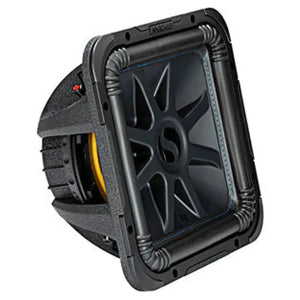 Le Kicker Solo-Baric L7S122/L7S124 est un subwoofer noir, robuste, avec une structure de cône visible et des coutures détaillées, sur fond blanc.