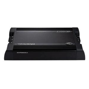 Un amplificateur mono Kicker Warhorse Series 49WXA36001 noir, au design rectangulaire élégant et aux bords striés, est présenté sur un fond blanc.