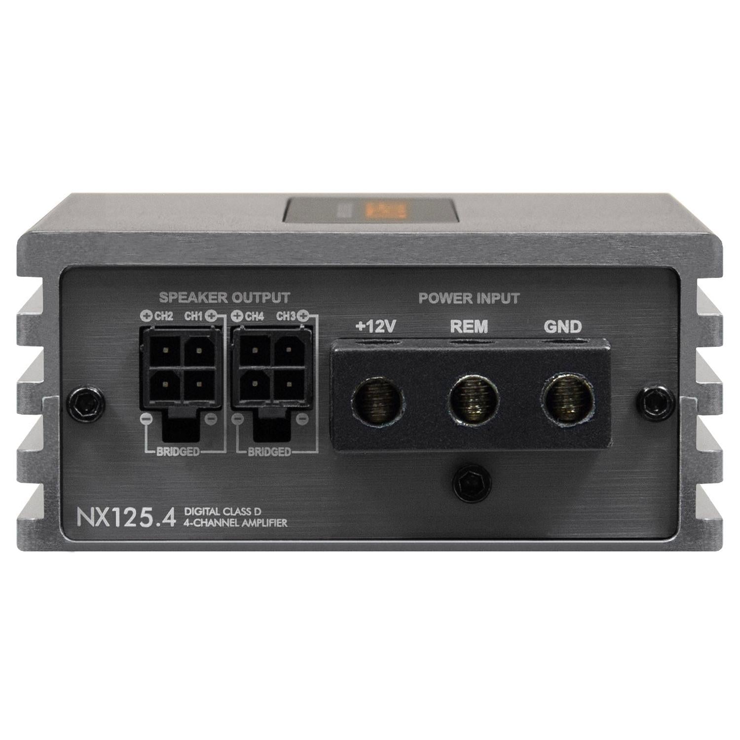 La vista trasera del Musway NX125.4 muestra las salidas de altavoz, los terminales de +12 V, REM y GND, y la etiqueta «Amplificador digital de clase D de 4 canales».