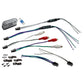 Cavi, connettori, fusibili, viti e staffe per impianti audio per auto Musway NX175.4, raffigurati su uno sfondo bianco.