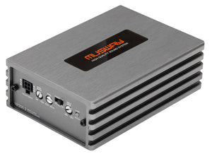 Un amplificateur Musway NX200.2 à 2 canaux de couleur argentée, rehaussé de touches noires, doté de commandes étiquetées, de la technologie Start-Stop, ainsi que de linscription « High Quality Sound System » et dun logo sur la face supérieure.