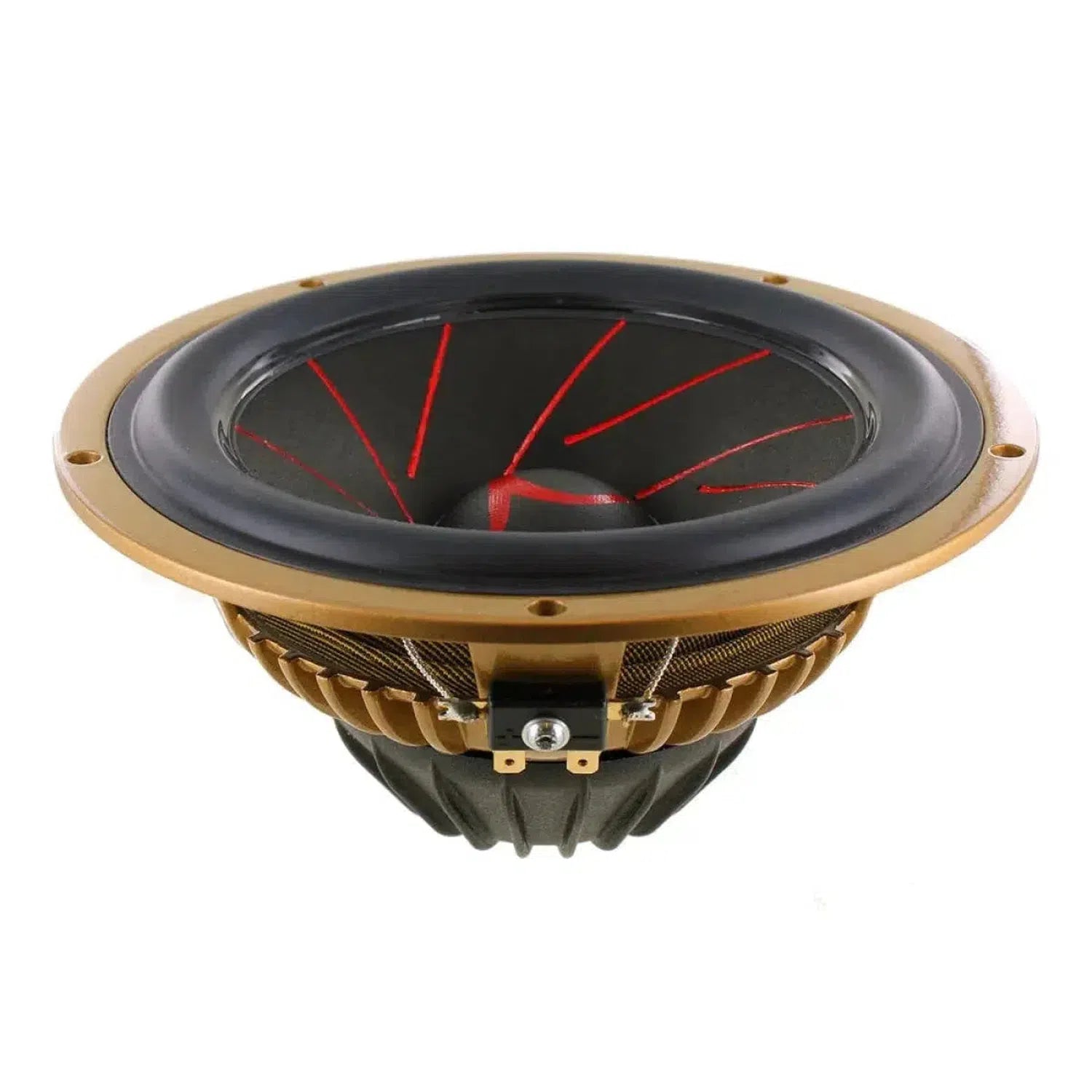 Primo piano di un subwoofer Scanspeak Automotive Gold 16W/4538G05 da 6,5 con cono nero e accenti rossi, ripreso su uno sfondo bianco.
