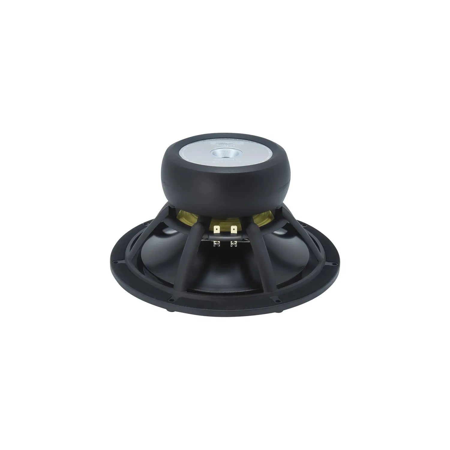 Le Scanspeak Revelator 26W/8867T00 est un haut-parleur de graves de 10 pouces noir doté dune membrane en aluminium ; la photo le montre vu de dos, mettant en évidence son aimant, ses bornes et ses rayons sur fond blanc.