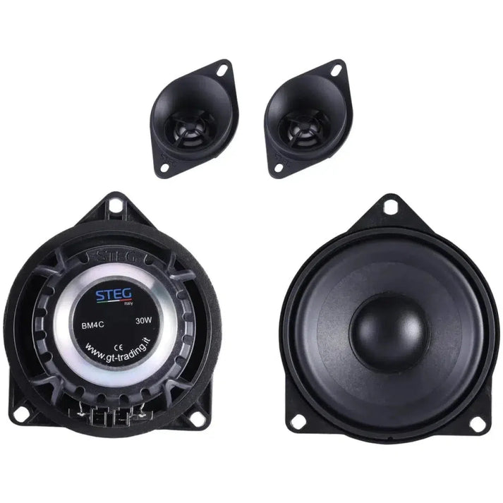 Le Steg BM4C-II comprend deux haut-parleurs noirs ronds et deux tweeters compacts, parfaits pour une mise à niveau audio PlugPlay de la BMW.