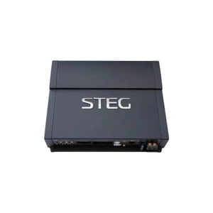 Un amplificador Steg SDSP-6 rectangular negro, visto desde arriba, muestra el logotipo de Steg y los puertos frontales, perfectos para una sintonización de audio precisa.