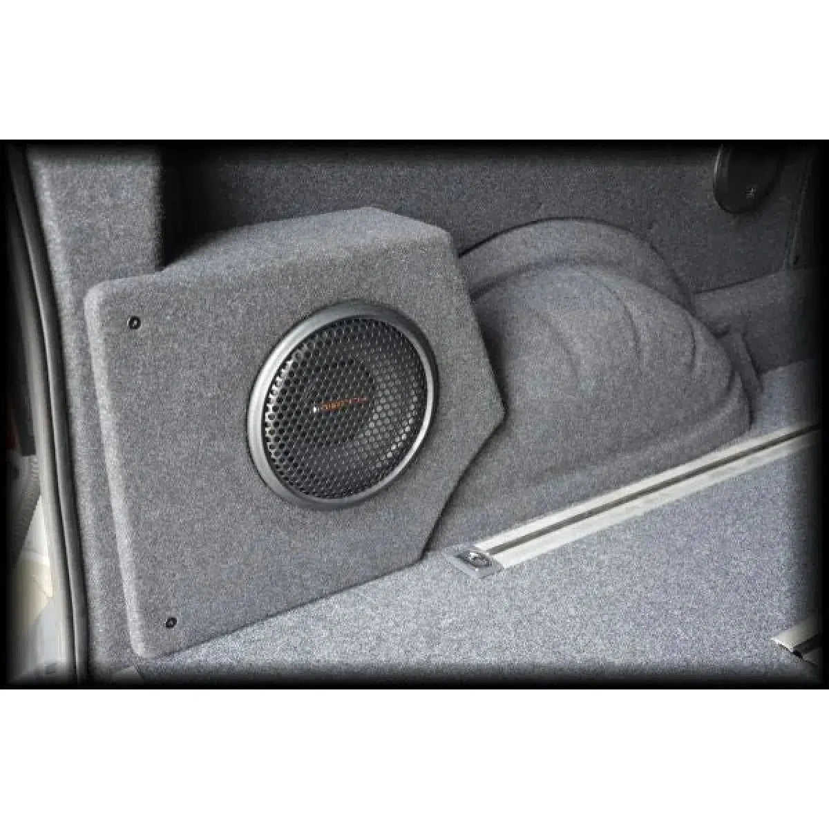 Masori-G10-15 VW T5 wheel arch L-VW subwoofer enclosure-Masori.de