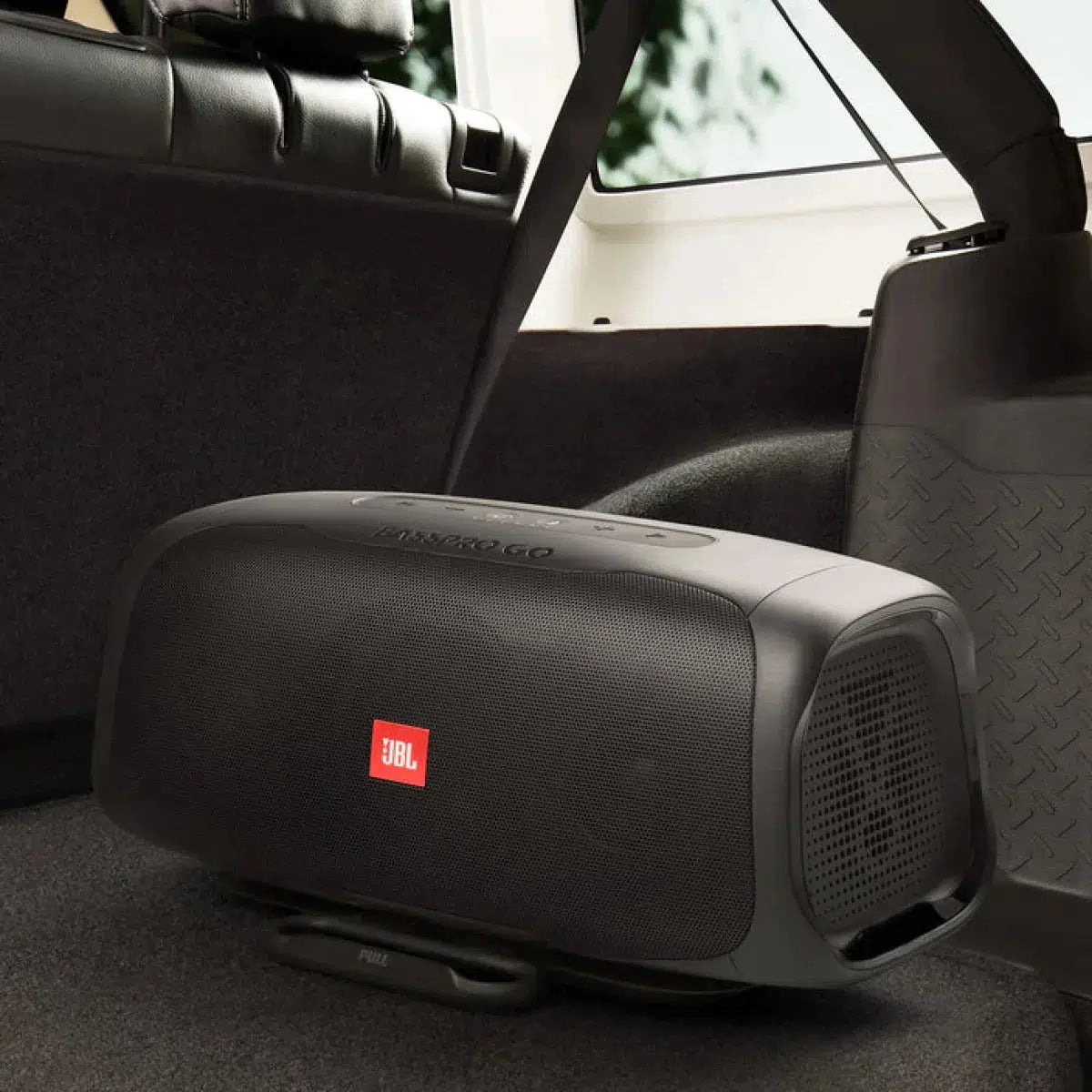 JBL-BassPro GO-6.5" (16,5cm) Aktiv-Gehäusesubwoofer-Masori.de